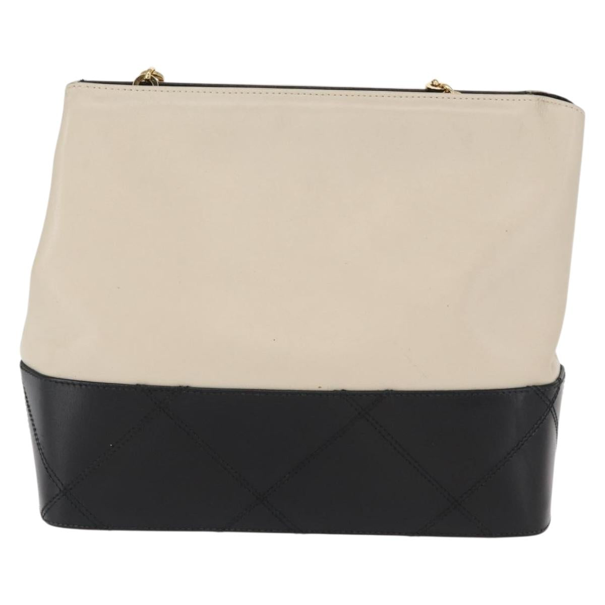 Salvatore Ferragamo Chain Shoulder Bag Leather White Black gold Auth bs31765
