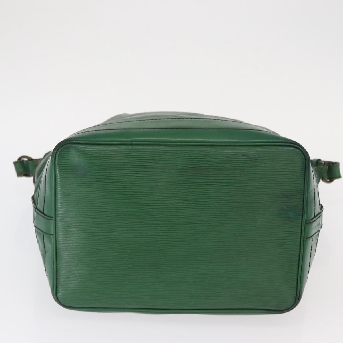 LOUIS VUITTON Epi Noe Shoulder Bag Green M44004 LV Auth bs32027