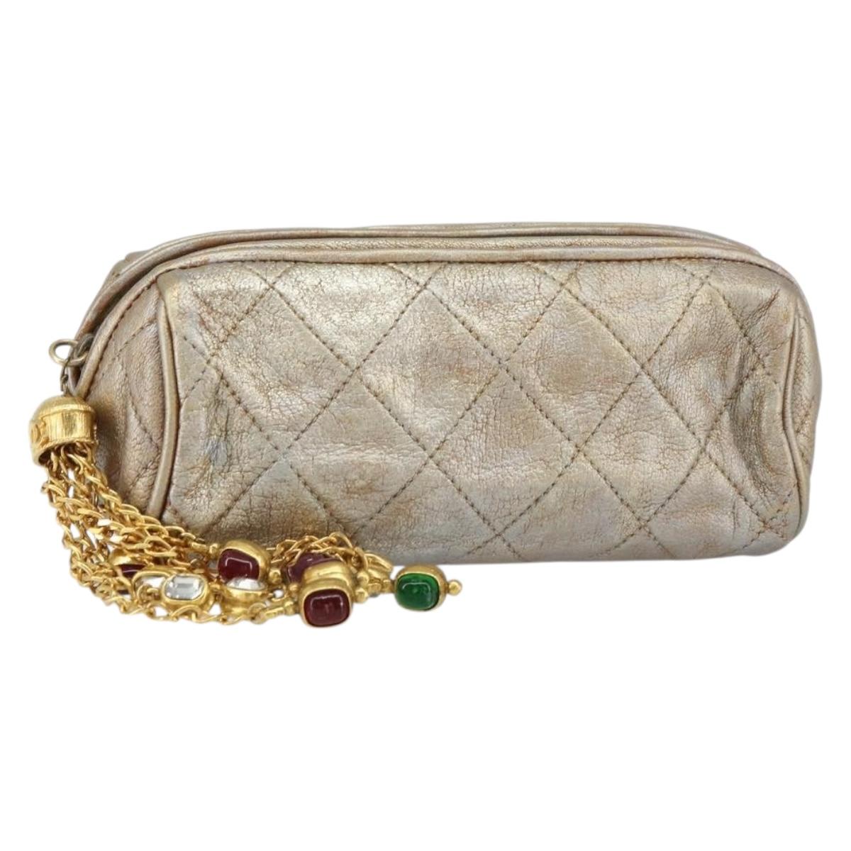 CHANEL Matelasse Pouch Leather Champagne Gold CC Auth bs32089