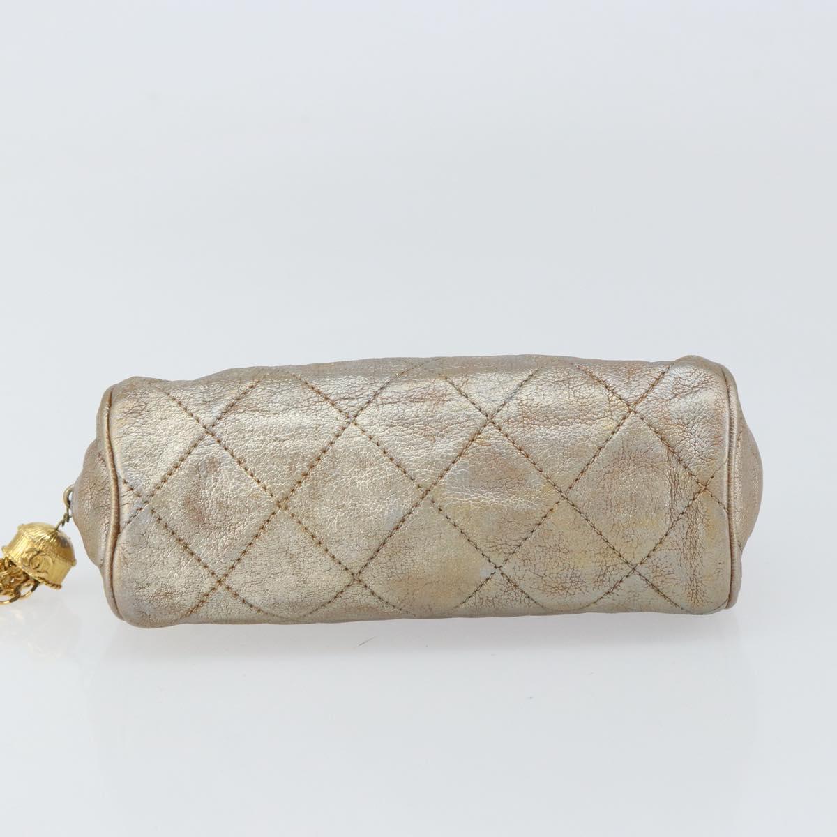 CHANEL Matelasse Pouch Leather Champagne Gold CC Auth bs32089