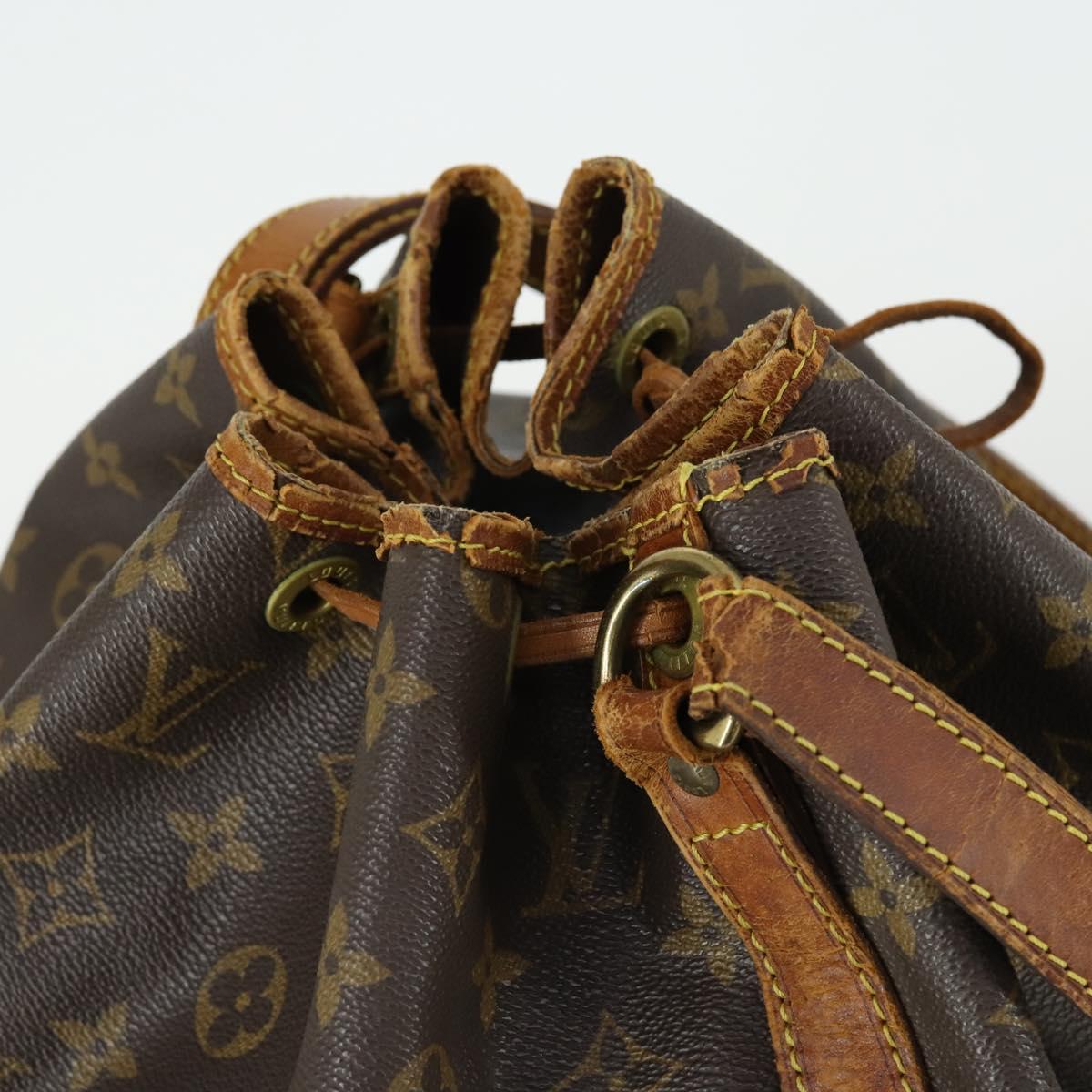 LOUIS VUITTON Monogram Noe Shoulder Bag M42224 LV Auth bs32218
