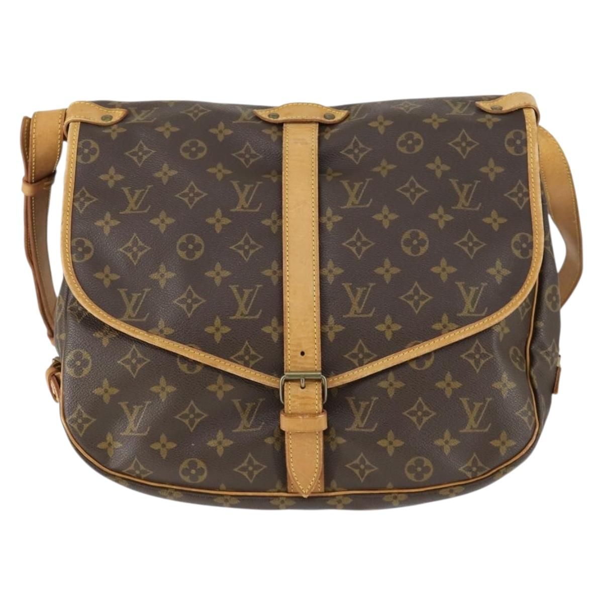 LOUIS VUITTON Monogram Saumur 35 Shoulder Bag M42254 LV Auth bs32301