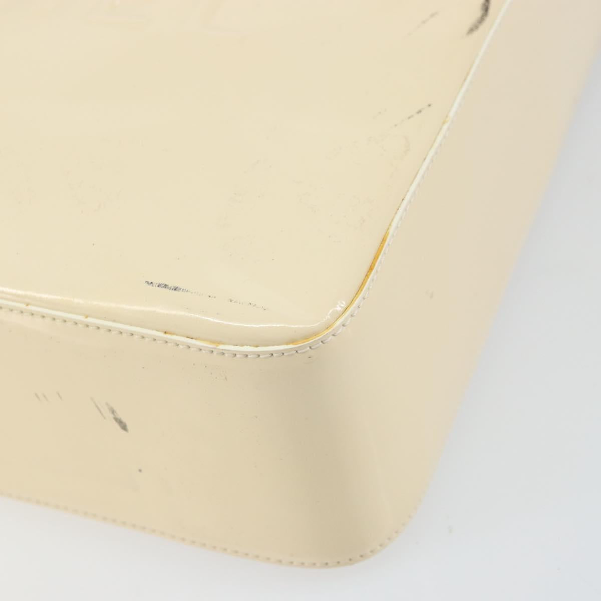 CHANEL Tote Bag Patent leather Beige Gold CC Auth bs32462