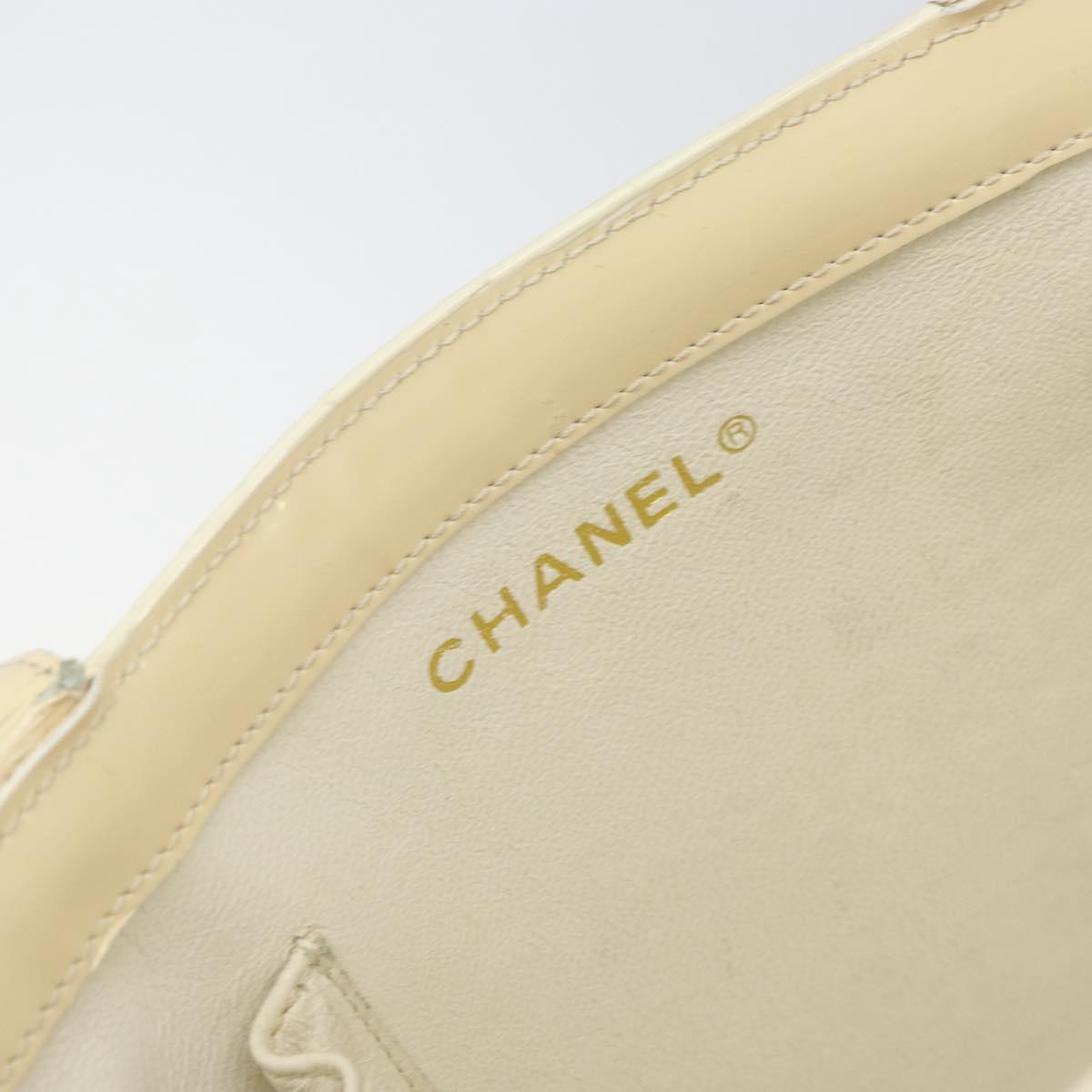 CHANEL Tote Bag Patent leather Beige Gold CC Auth bs32903