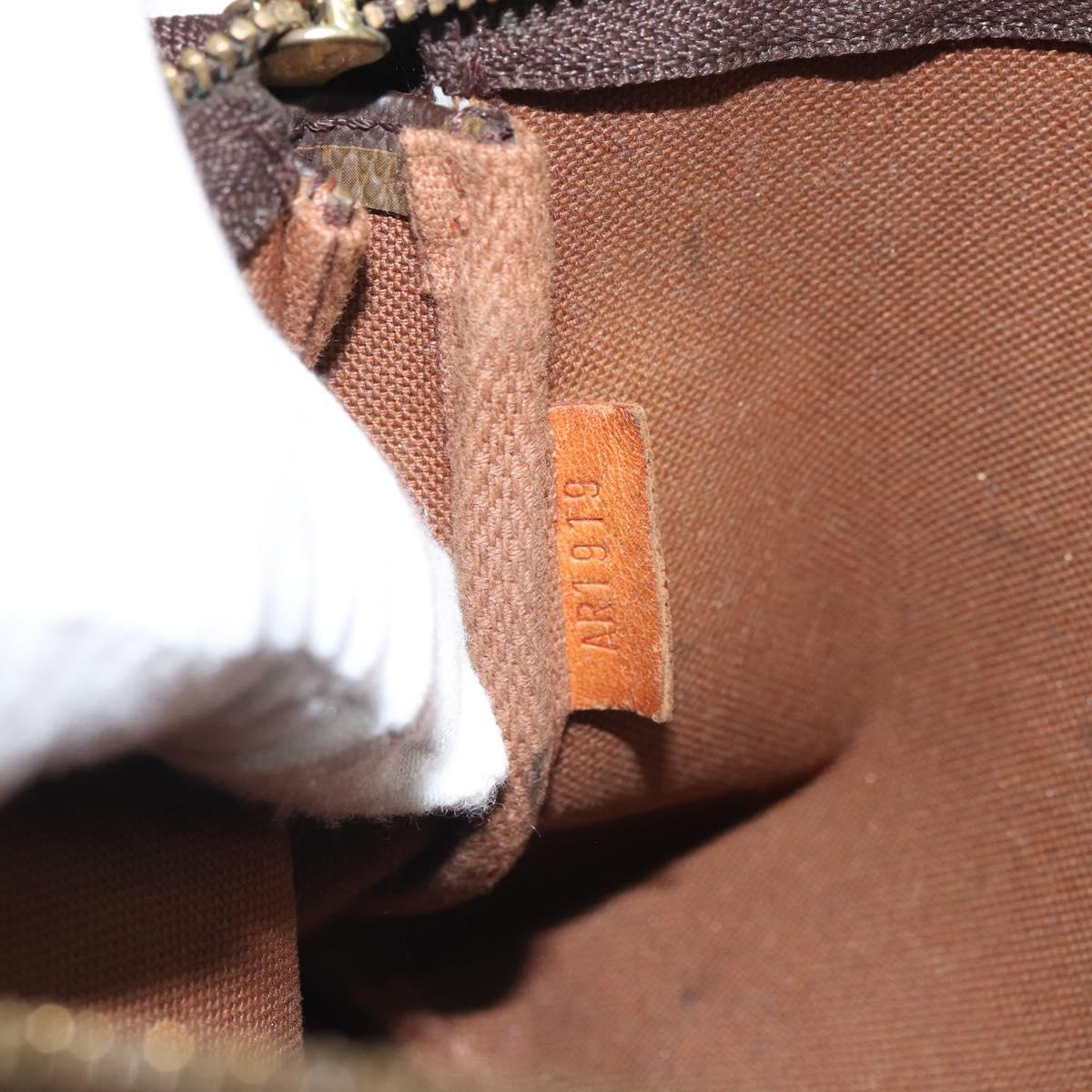 LOUIS VUITTON Monogram Pochette Accessoires Pouch M51980 LV Auth bs32934