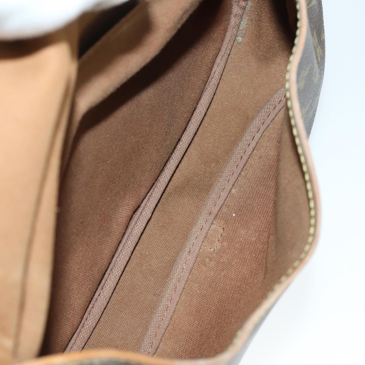 LOUIS VUITTON Monogram Saumur 30 Shoulder Bag M42256 LV Auth bs33030