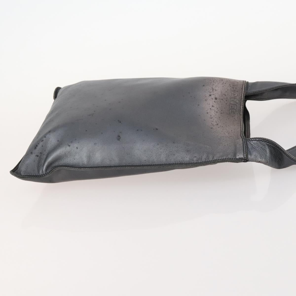 CHANEL Shoulder Bag Leather Gunmetal CC Auth bs33125