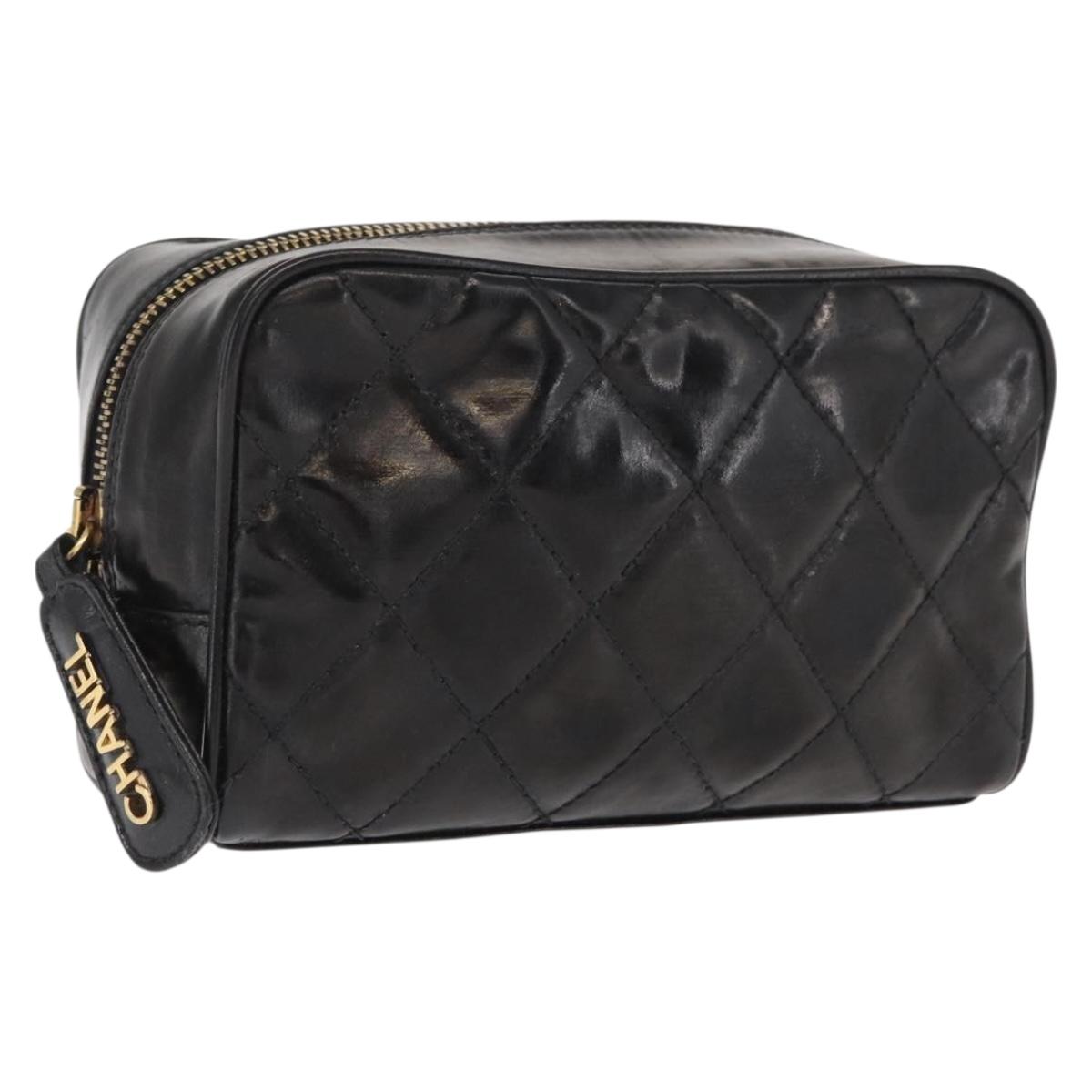 CHANEL Clutch Bag Patent leather Gold Black CC Auth bs33144