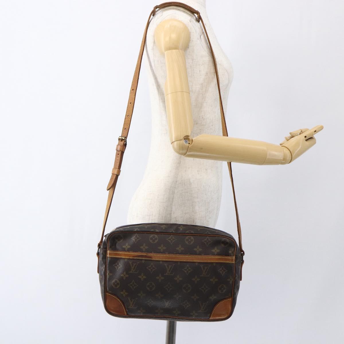 LOUIS VUITTON Monogram Trocadero 30 Shoulder Bag M51272 LV Auth bs33155