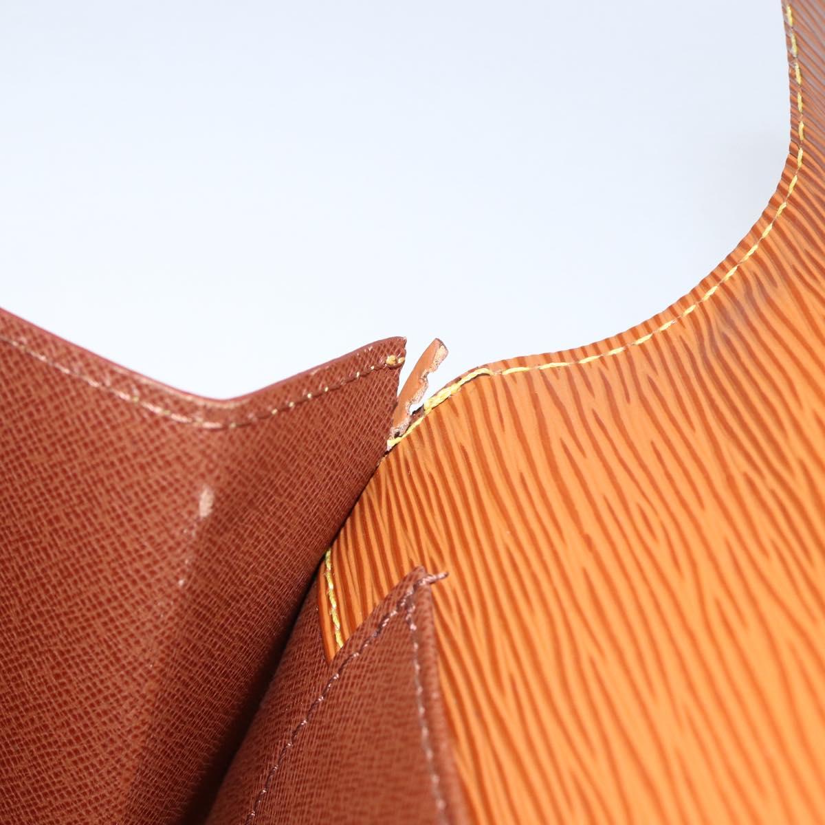 LOUIS VUITTON Epi Serviette Conseiller Zipangu Gold M54428 LV Auth bs33195