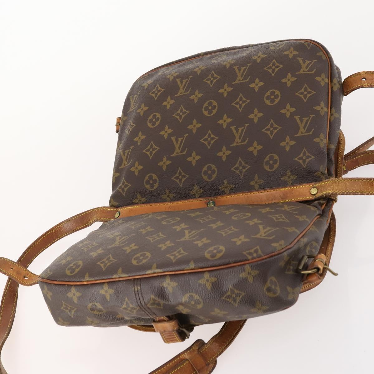 LOUIS VUITTON Monogram Saumur 30 Shoulder Bag M42256 LV Auth bs33212