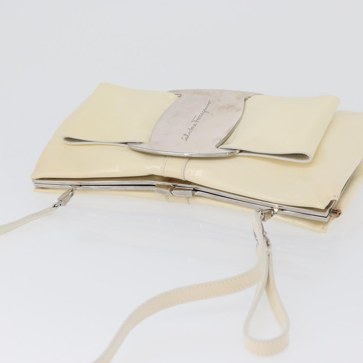 Salvatore Ferragamo Shoulder Bag Patent leather Cream Silver Auth bs33471
