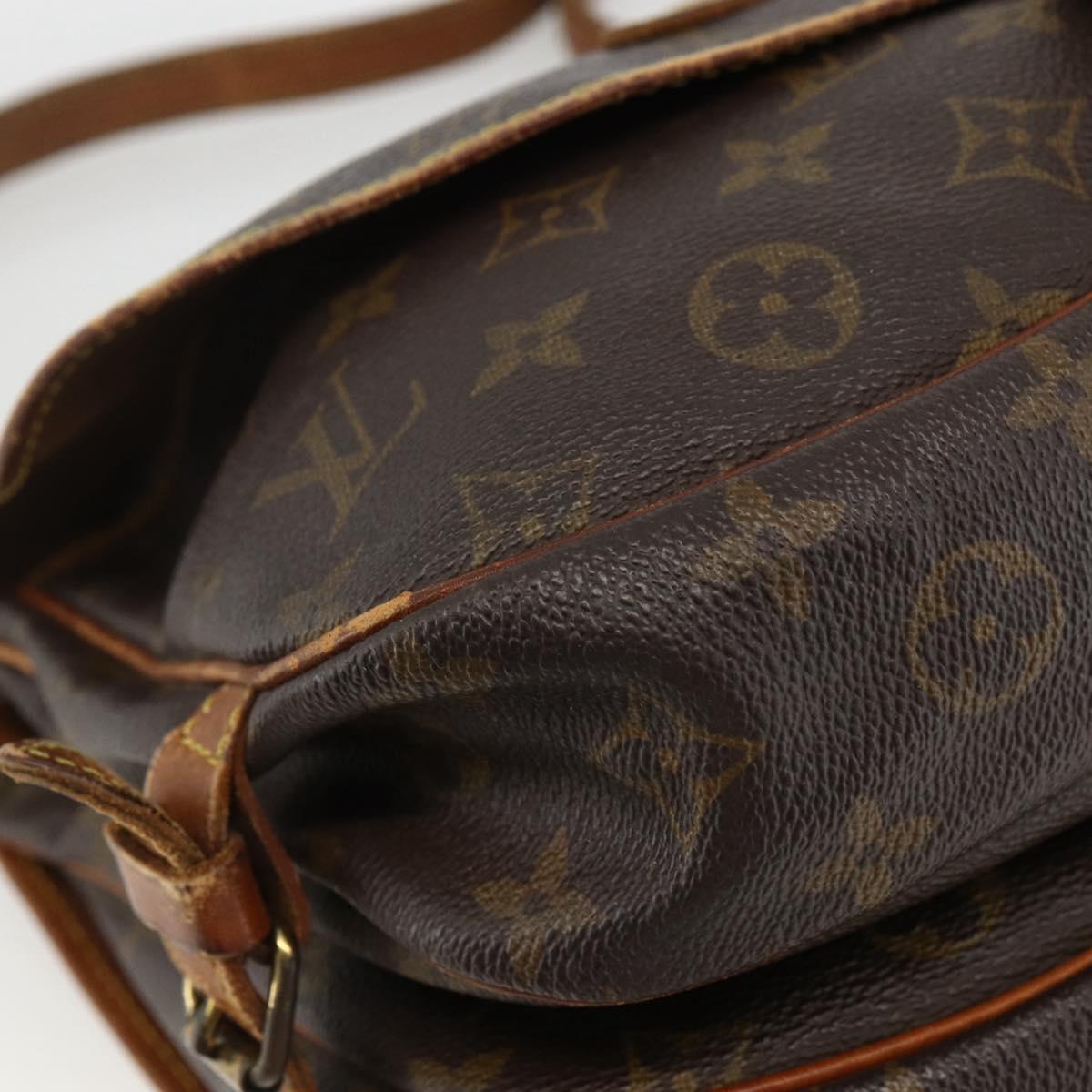 LOUIS VUITTON Monogram Saumur 30 Shoulder Bag M42256 LV Auth bs33502