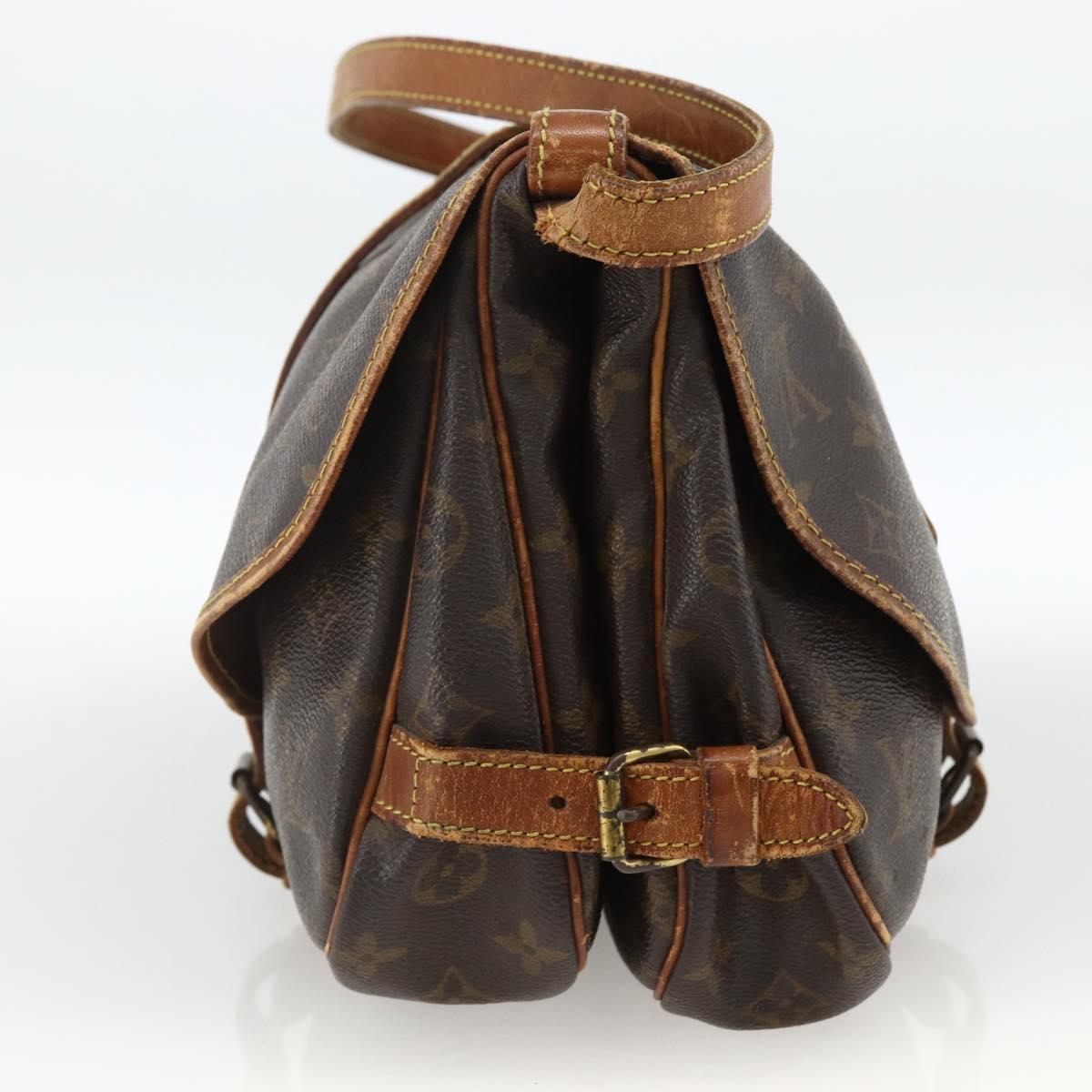 LOUIS VUITTON Monogram Saumur 30 Shoulder Bag M42256 LV Auth bs33502