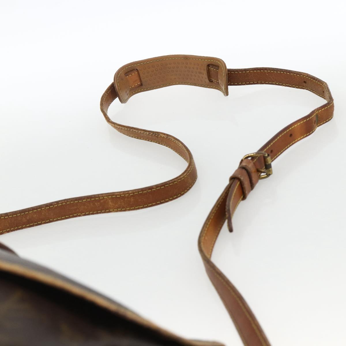 LOUIS VUITTON Monogram Saumur 30 Shoulder Bag M42256 LV Auth bs33502