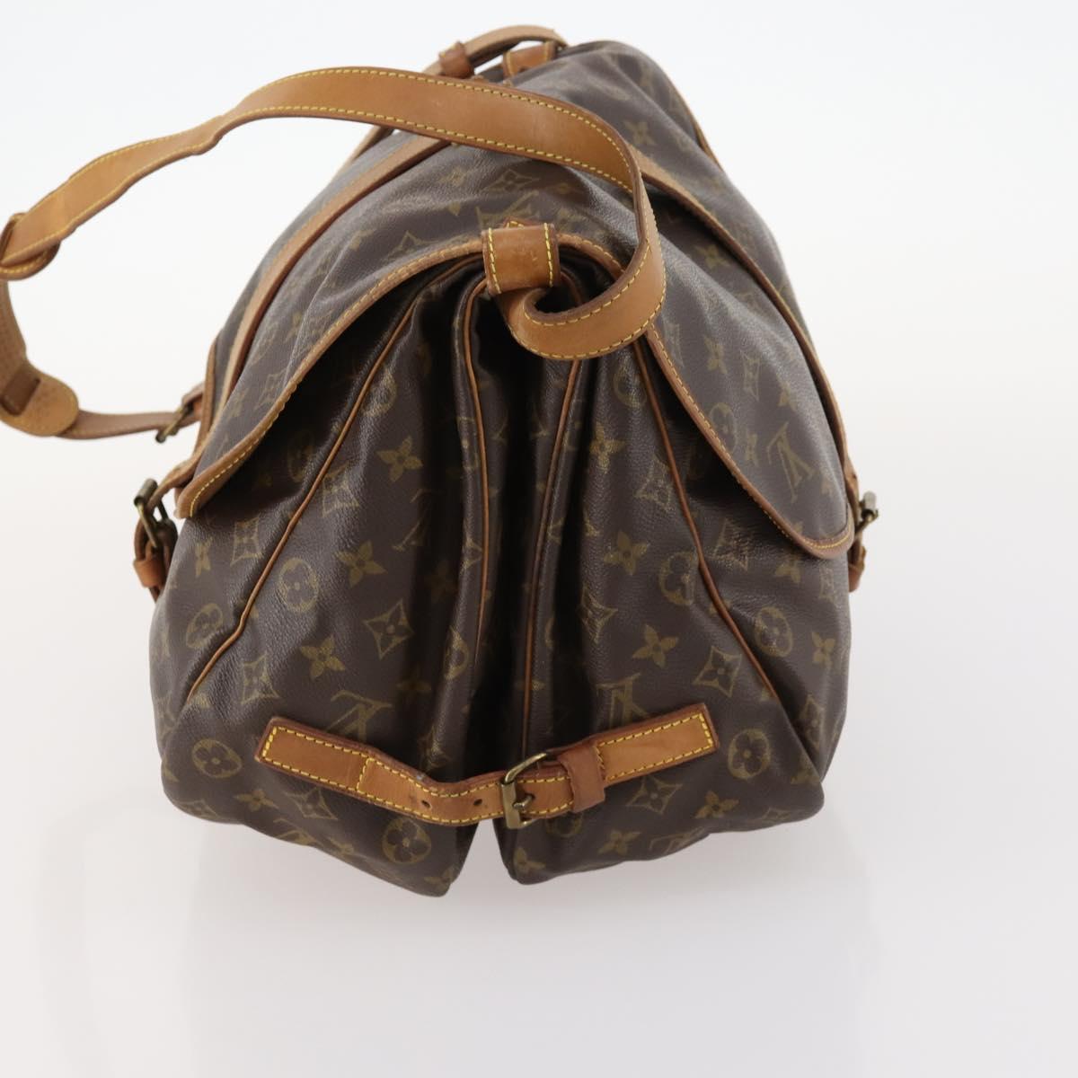 LOUIS VUITTON Monogram Saumur 35 Shoulder Bag M42254 LV Auth bs33561