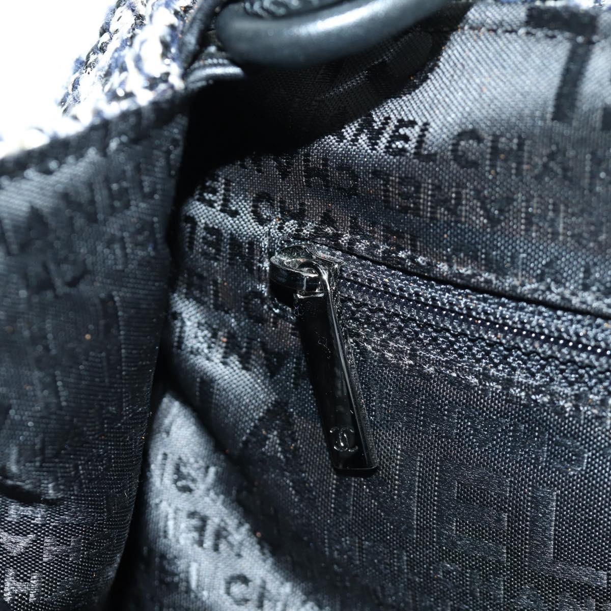 CHANEL Chain Shoulder Bag tweed White Black CC Auth bs33641V
