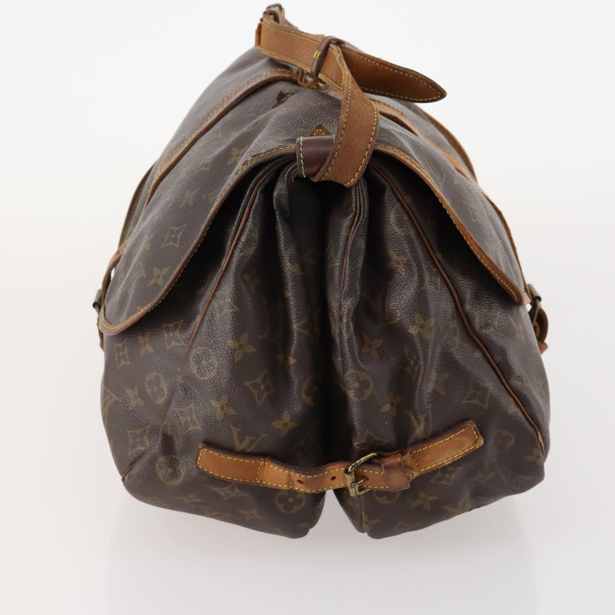 LOUIS VUITTON Monogram Saumur 35 Shoulder Bag M42254 LV Auth bs33791