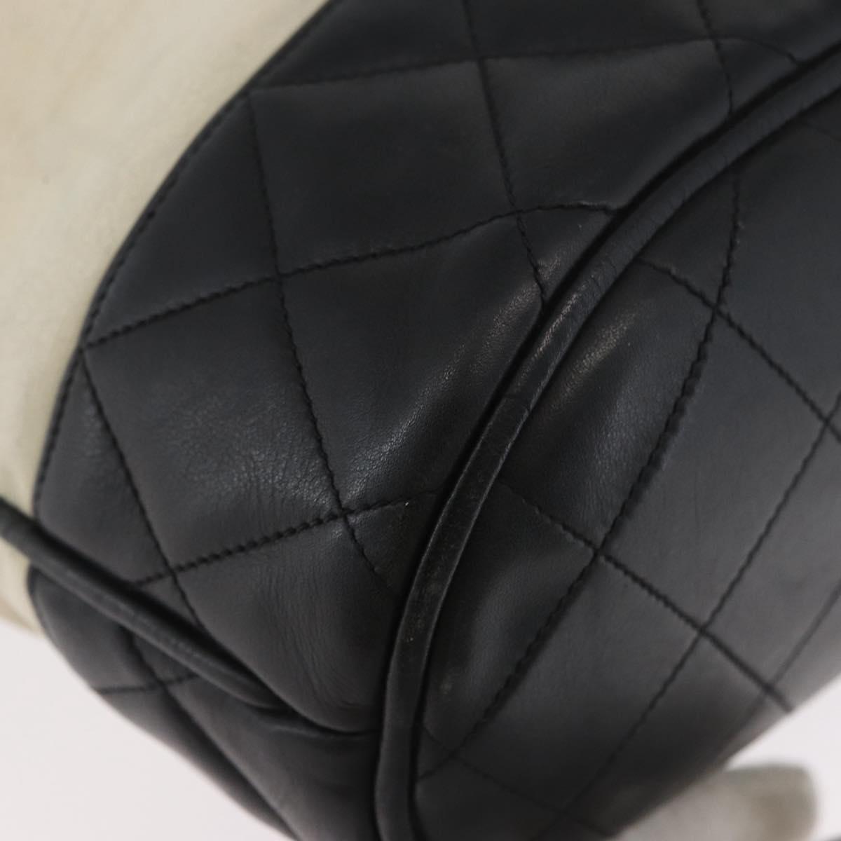 CHANEL Chain Shoulder Bag Leather Black White CC Auth bs33864