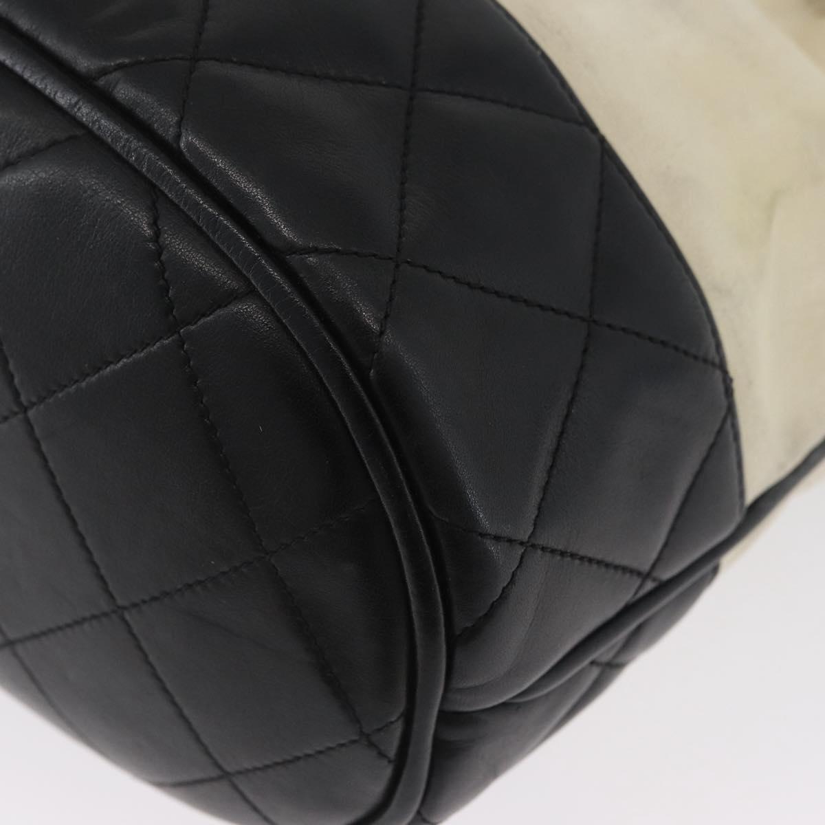 CHANEL Chain Shoulder Bag Leather Black White CC Auth bs33864