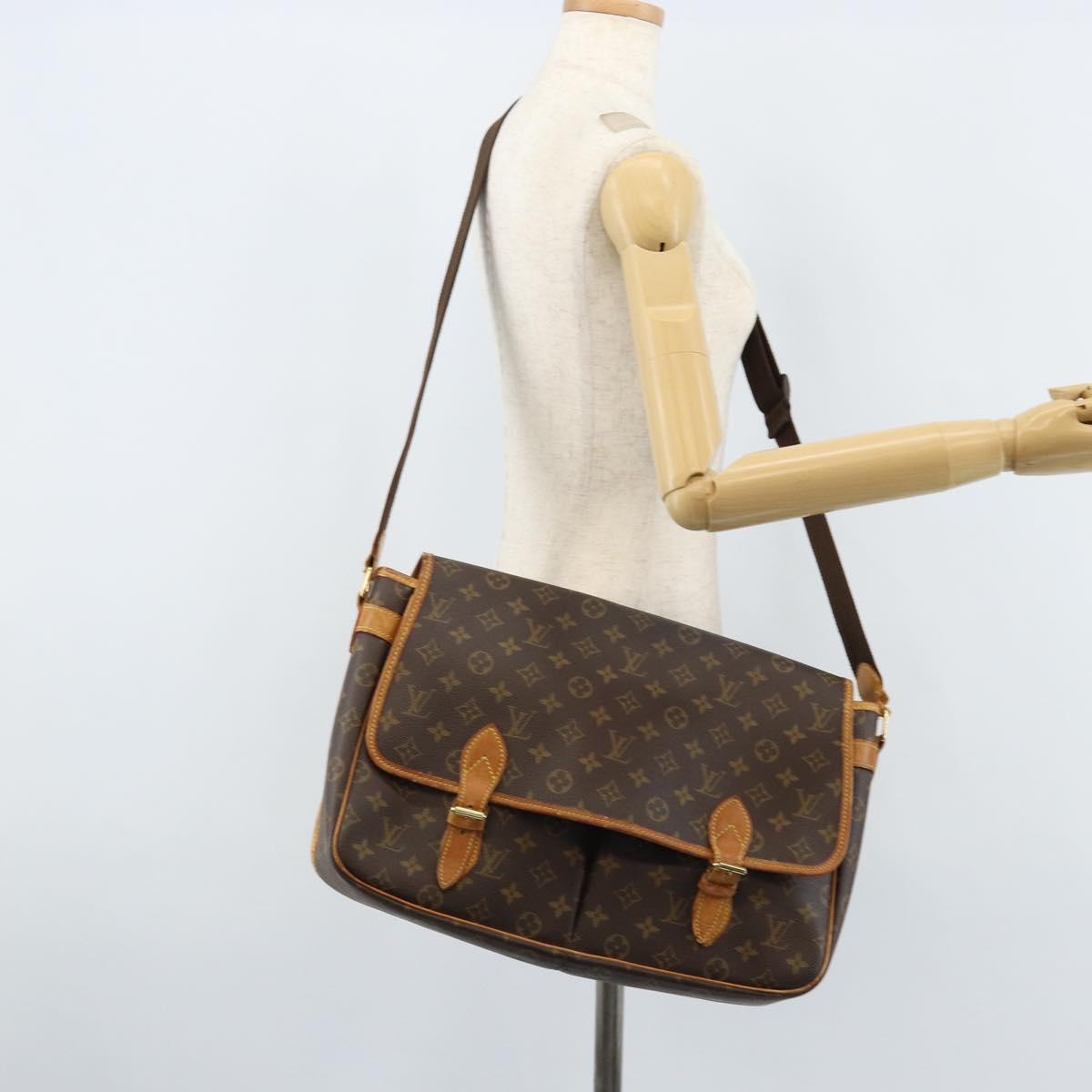 LOUIS VUITTON Monogram Gibeciere GM Shoulder Bag M42246 LV Auth bs34030
