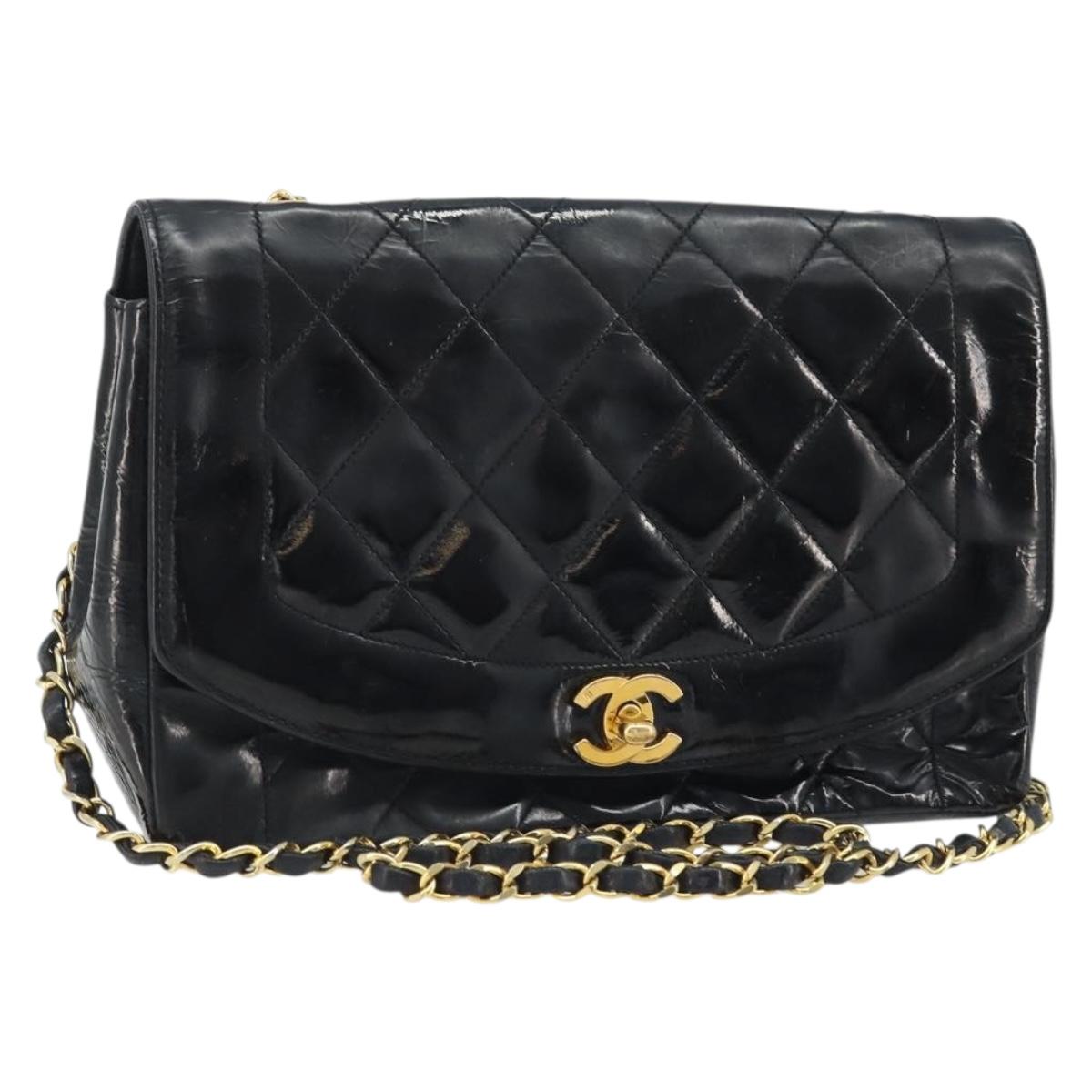 CHANEL Diana 25 Matelasse Chain Bag Patent Leather Black Gold CC Auth bs34314