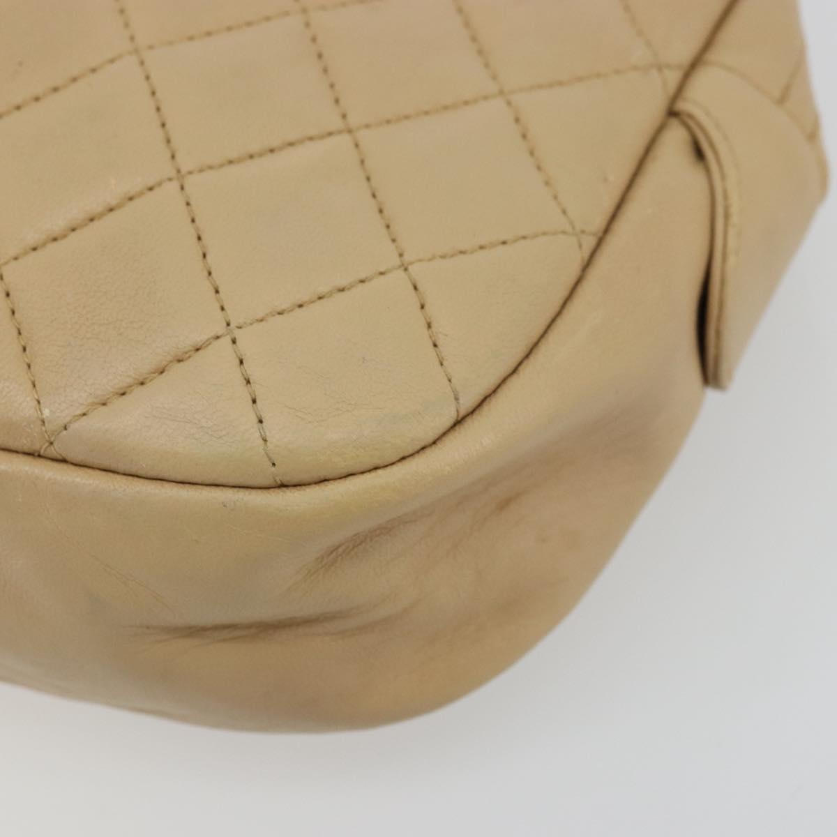 CHANEL Chain Shoulder Bag Leather Beige Gold CC Auth bs34488