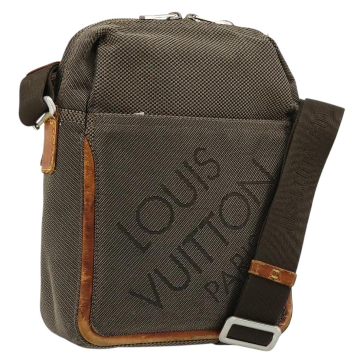 LOUIS VUITTON Damier Geant Sitadan Shoulder Bag Beige Sabre M93041 Auth bs34496