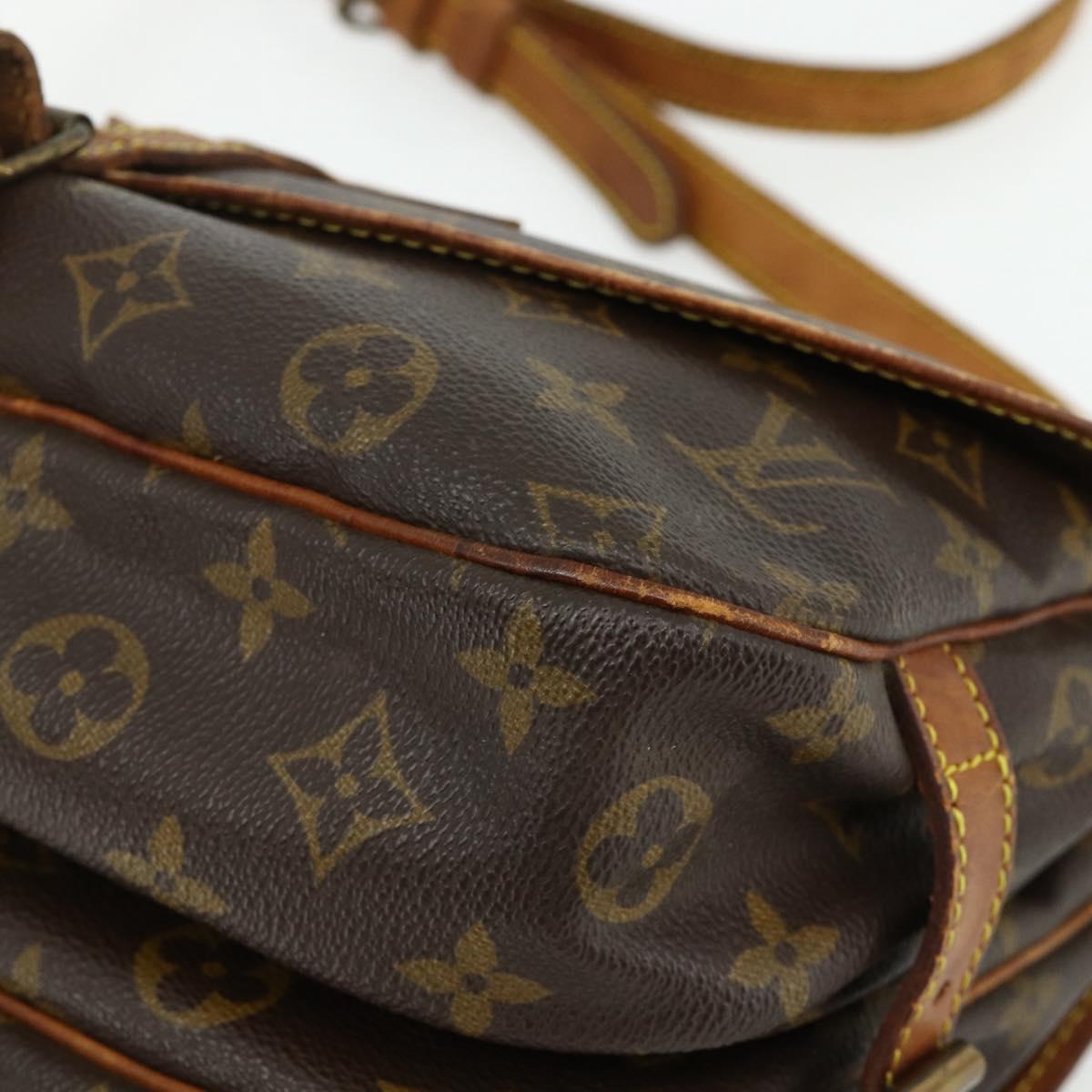 LOUIS VUITTON Monogram Saumur 30 Shoulder Bag M42256 LV Auth bs34502