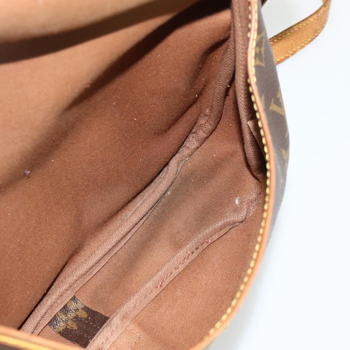 LOUIS VUITTON Monogram Saumur 30 Shoulder Bag M42256 LV Auth bs34502