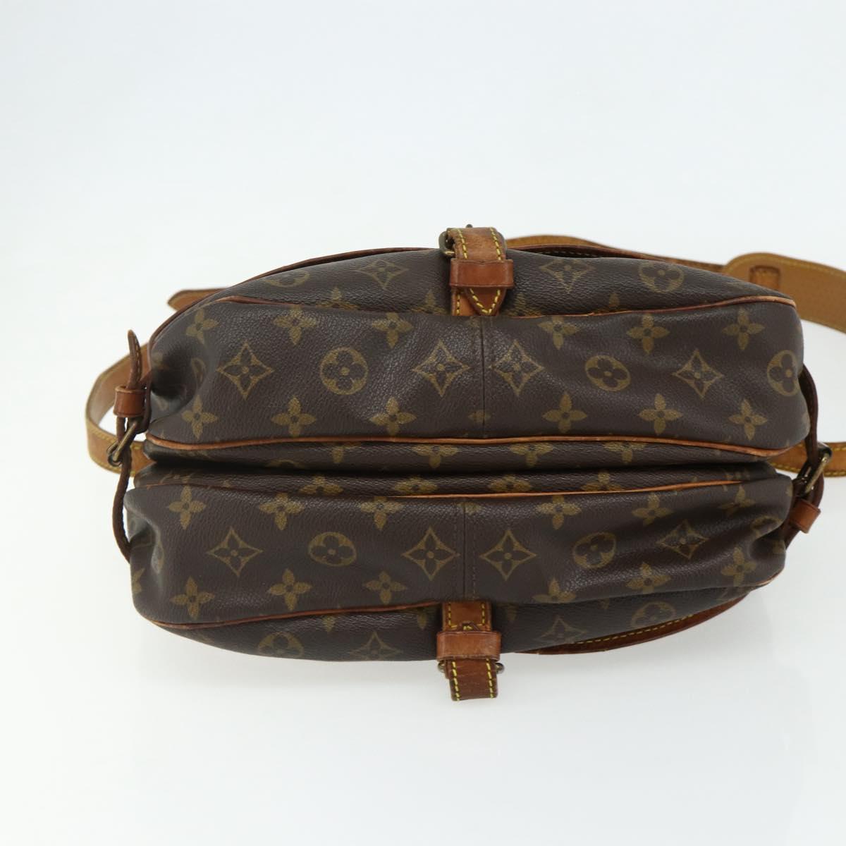 LOUIS VUITTON Monogram Saumur 30 Shoulder Bag M42256 LV Auth bs34502