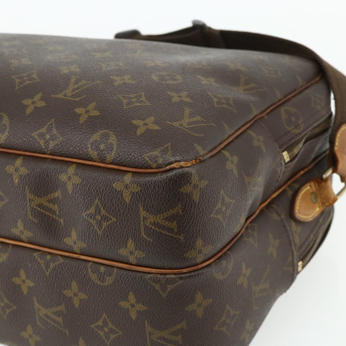 LOUIS VUITTON Monogram Reporter GM Shoulder Bag M45252 LV Auth bs34520