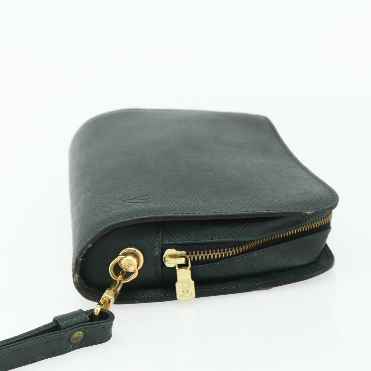 LOUIS VUITTON Taiga Baikal Clutch Bag Epicea M30184 LV Auth bs34635A