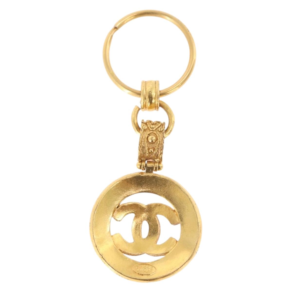 CHANEL Key Holder metal Gold CC Auth bs35092M