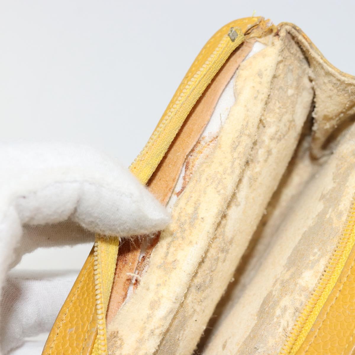 CHANEL Pouch Caviar Skin Yellow Gold CC Auth bs35112