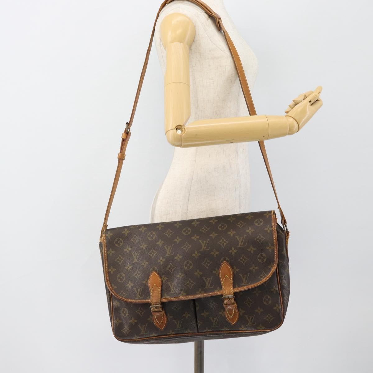 LOUIS VUITTON Monogram Gibeciere GM Shoulder Bag M42246 LV Auth bs35198