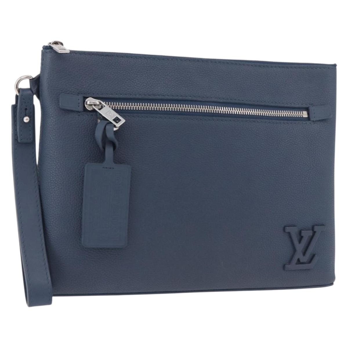 LOUIS VUITTON Takeoff Pouch Cowhide leather Blue Atlantic M82813 Auth bs35391A