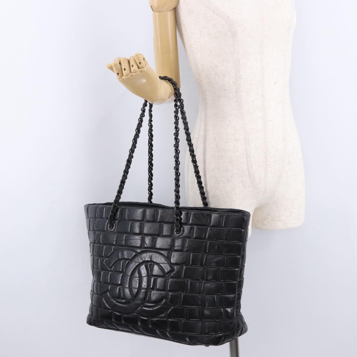 CHANEL Tote Bag Patent Leather Black CC Auth bs35420