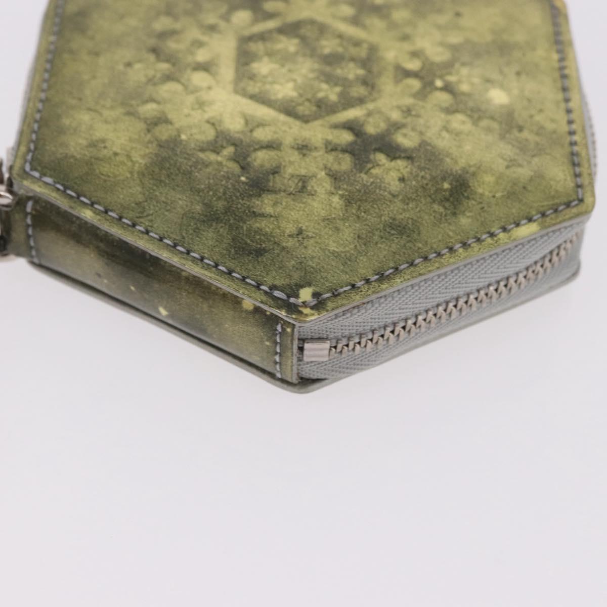 LOUIS VUITTON Vernis Porte Monnaie Flocon Purse Silver M58218 Auth bs35424