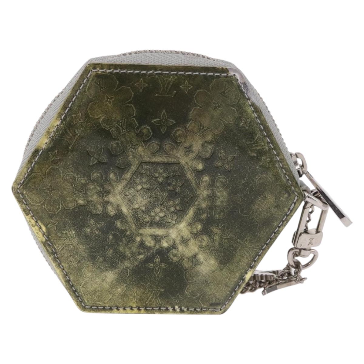 LOUIS VUITTON Vernis Porte Monnaie Flocon Purse Silver M58218 Auth bs35424