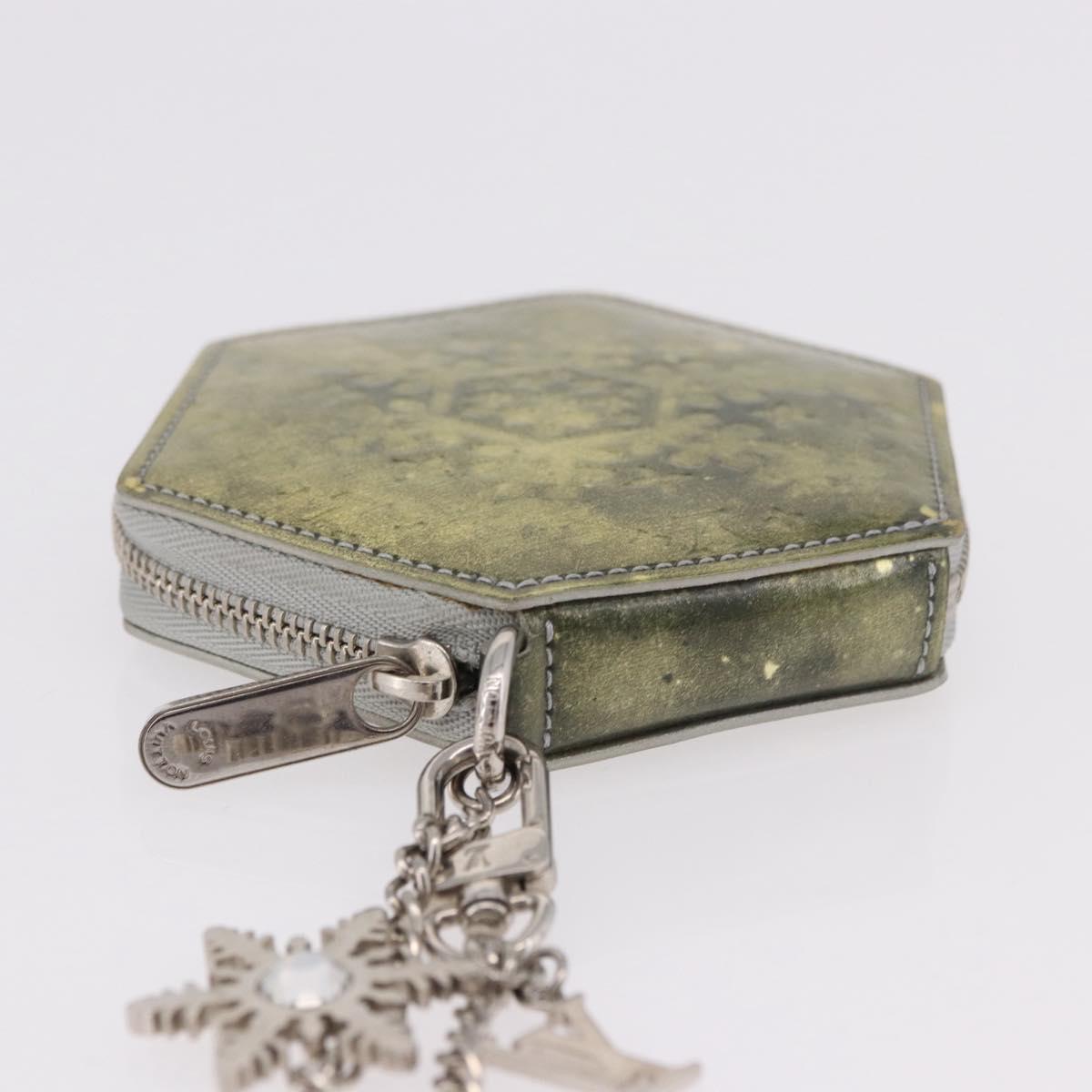 LOUIS VUITTON Vernis Porte Monnaie Flocon Purse Silver M58218 Auth bs35424
