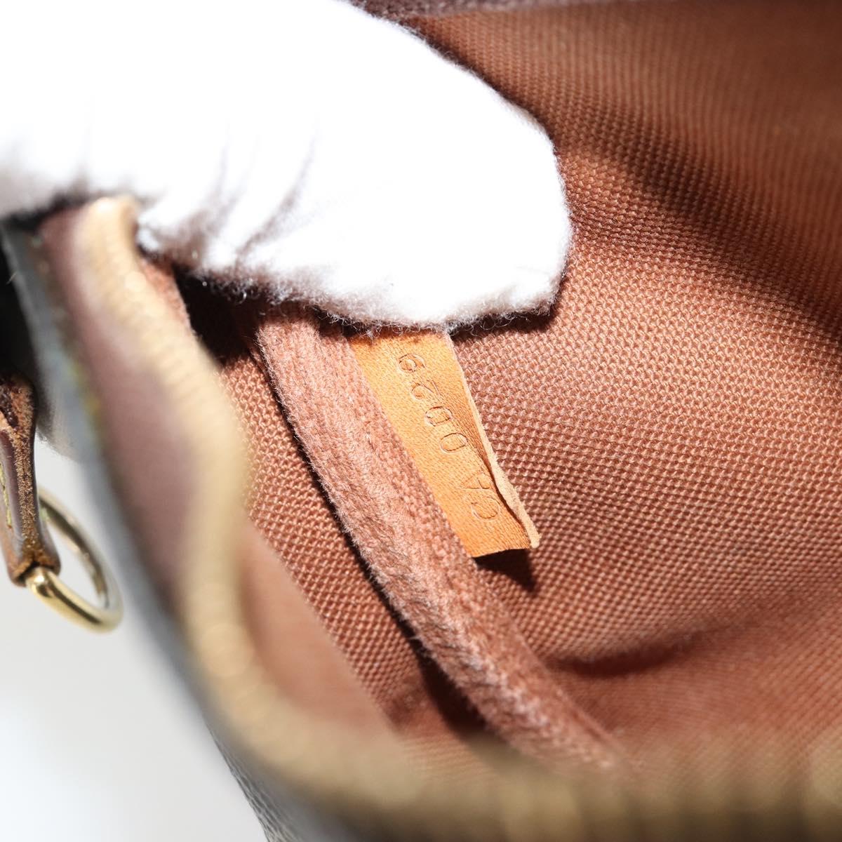 LOUIS VUITTON Monogram Pochette Accessoires Pouch M51980 LV Auth bs35461