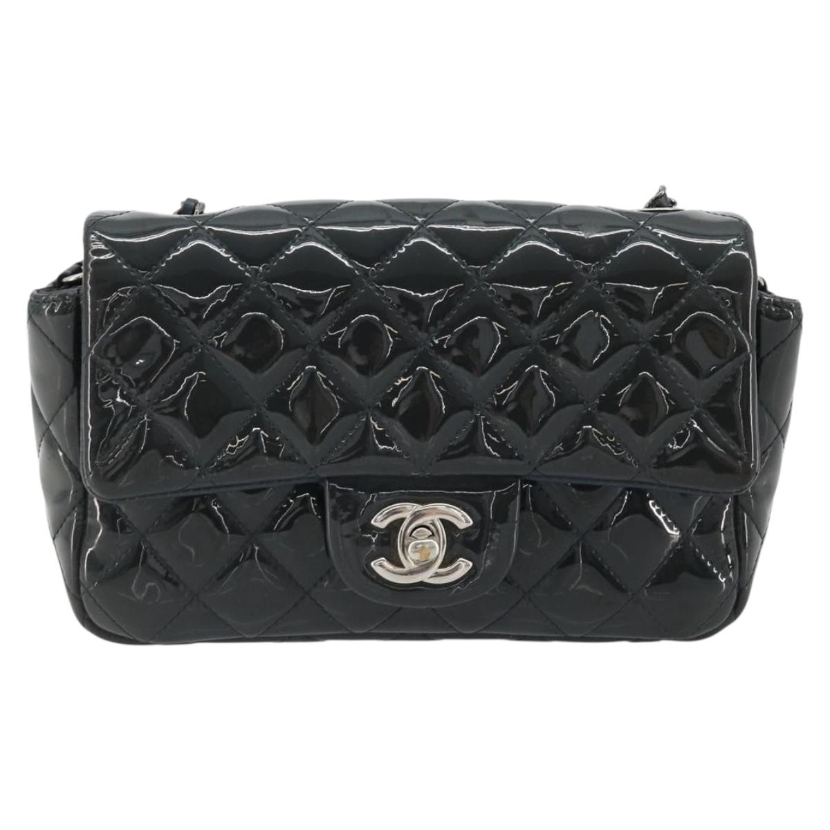 CHANEL Matelasse Chain Shoulder Bag Patent Leather Navy Silver CC Auth bs35473A