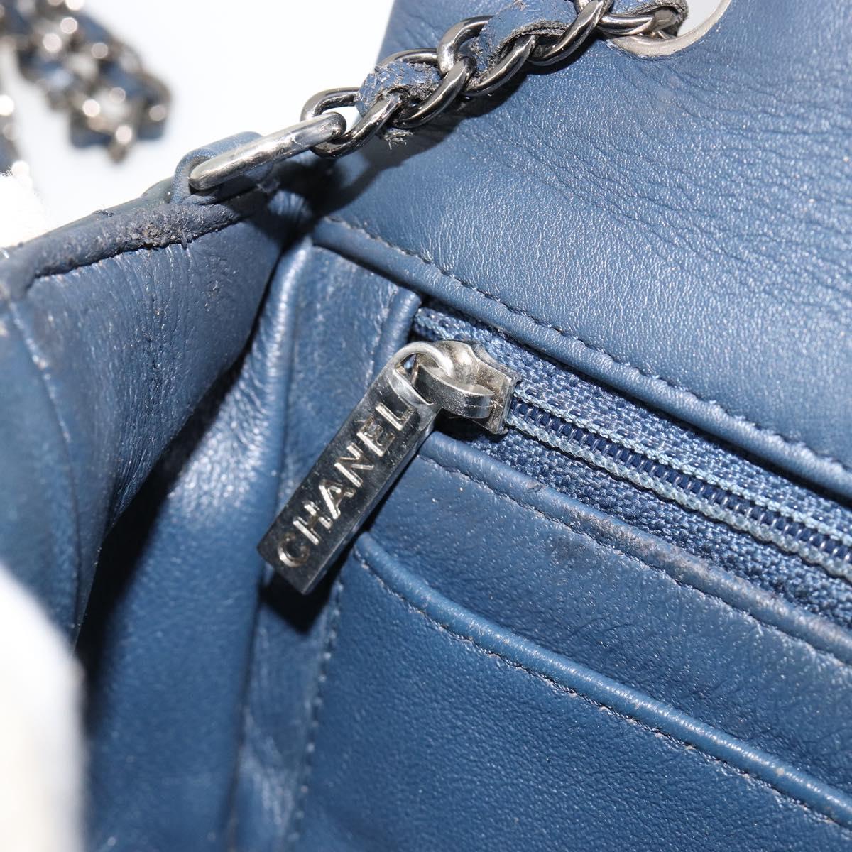 CHANEL Matelasse Chain Shoulder Bag Patent Leather Navy Silver CC Auth bs35473A