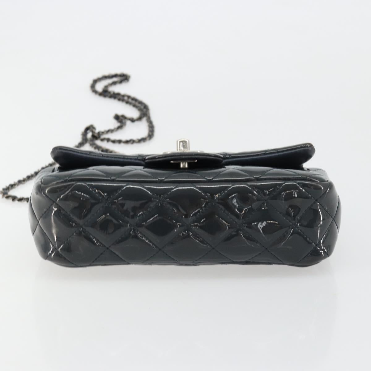 CHANEL Matelasse Chain Shoulder Bag Patent Leather Navy Silver CC Auth bs35473A
