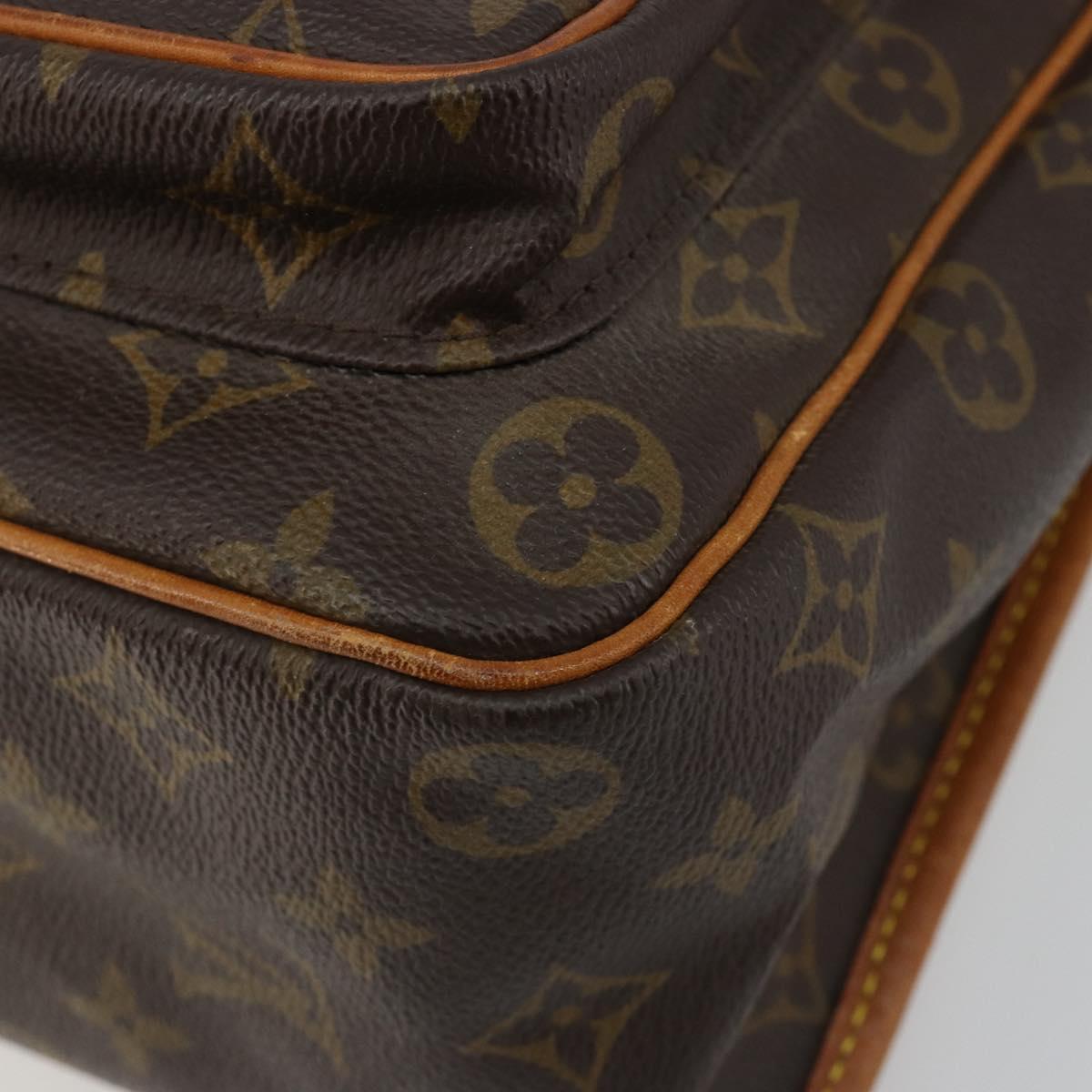 LOUIS VUITTON Monogram Gibeciere MM Shoulder Bag M42247 LV Auth bs35565