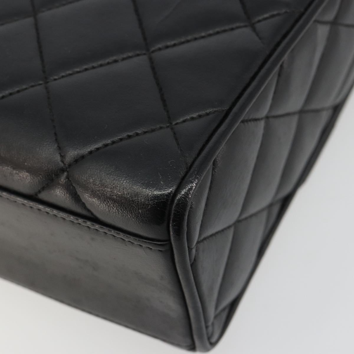 CHANEL Matelasse Shoulder Bag Lamb Skin Black Gold CC Auth bs35587