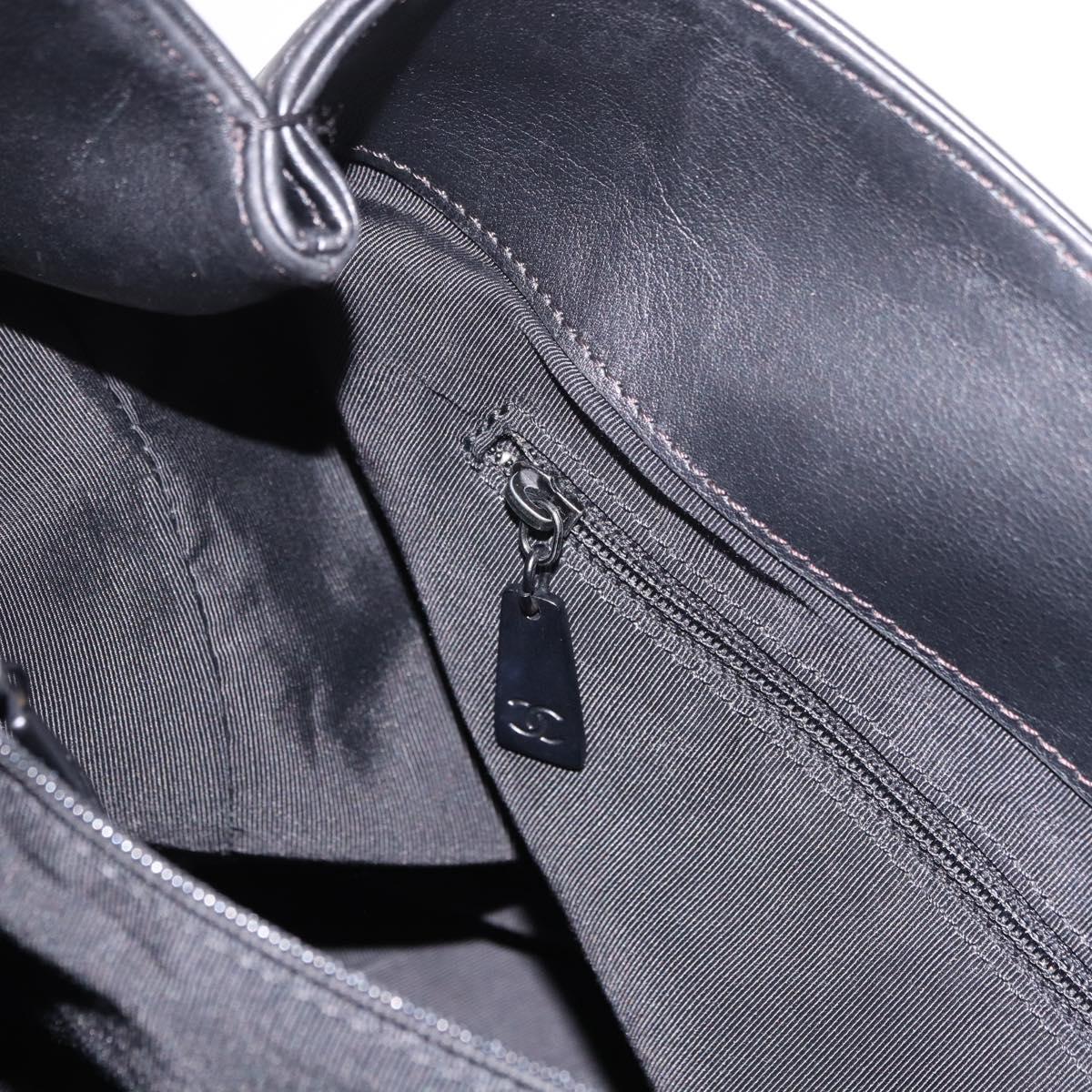 CHANEL Tote Bag Calf Leather Black CC Auth bs35686V
