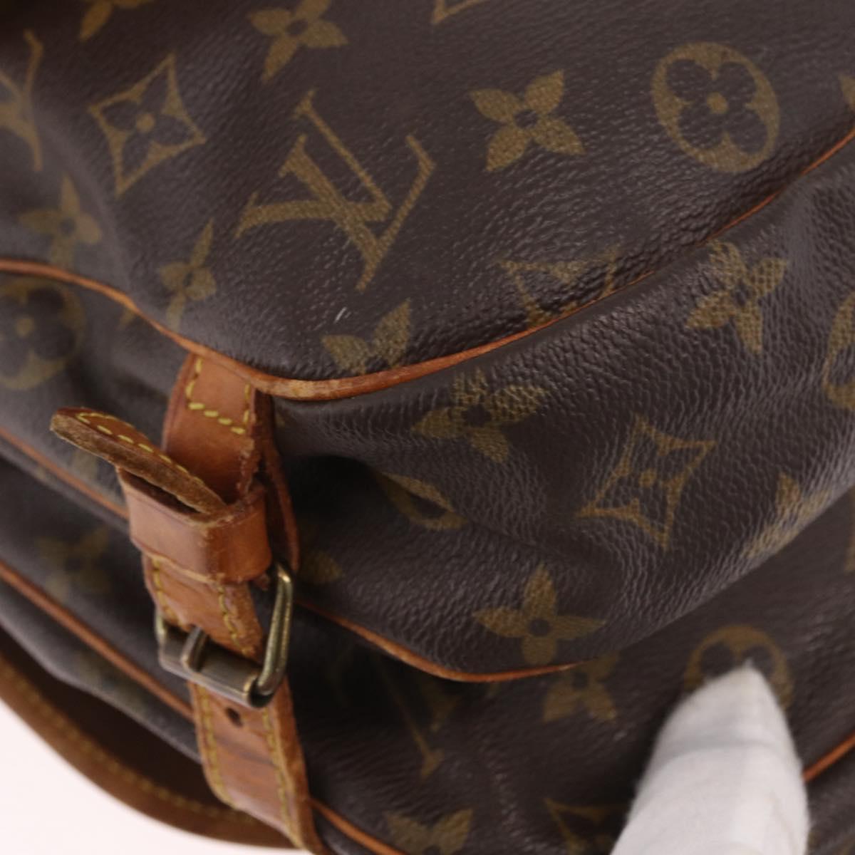 LOUIS VUITTON Monogram Saumur 30 Shoulder Bag M42256 LV Auth bs35731