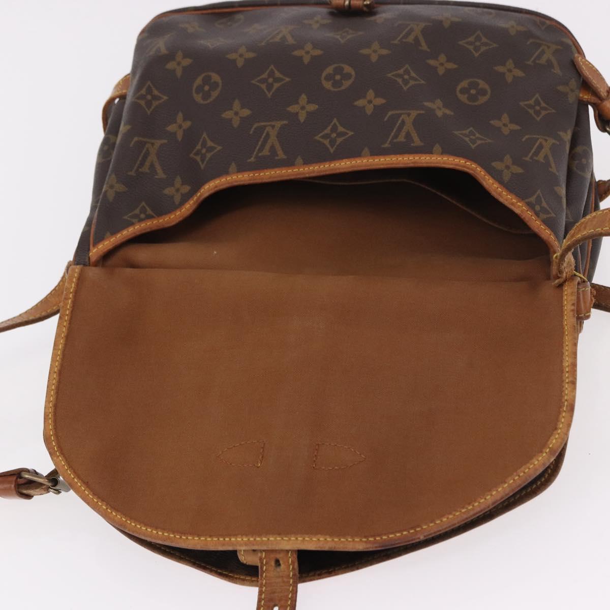 LOUIS VUITTON Monogram Saumur 30 Shoulder Bag M42256 LV Auth bs35731